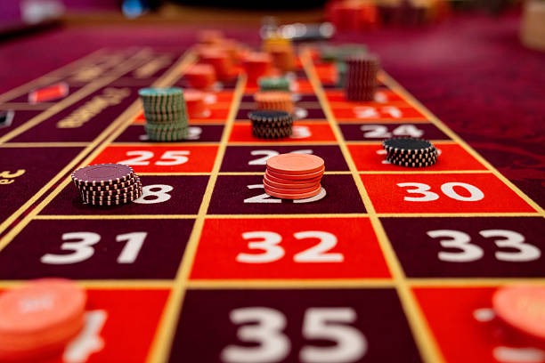 funslot Infinite Blackjack mobile interface showing live dealer and betting options